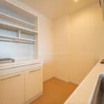 キッチン収納　ロイヤルパークスタワー南千住1SLDK W60-B1タイプの間取りの室内写真
