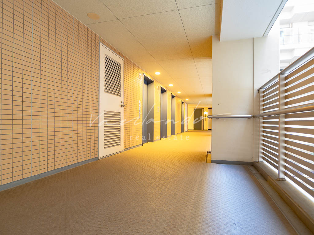 ロイヤルパークスタワー南千住　フロア
